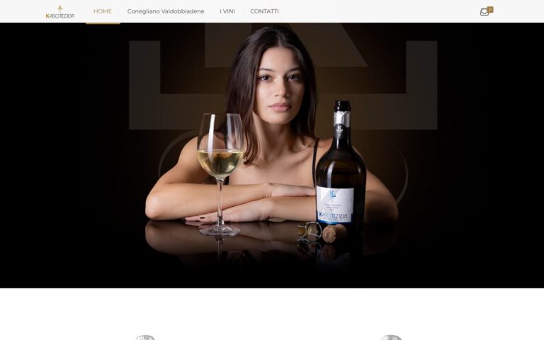 Kascitedda Prosecco – fotografia pubblicitaria con modella, calice e bottiglia di Millesimato Brut